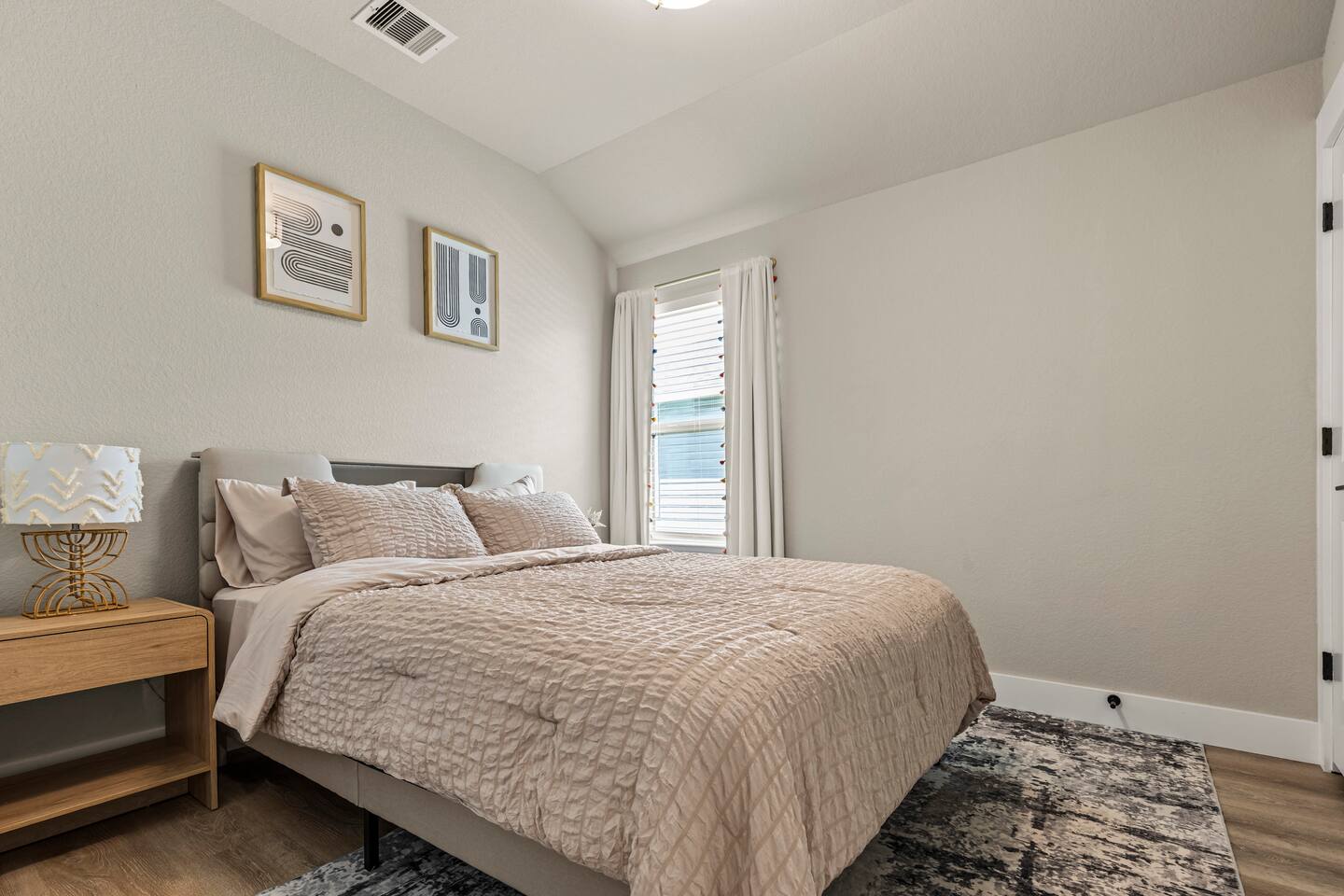 Queen bedroom