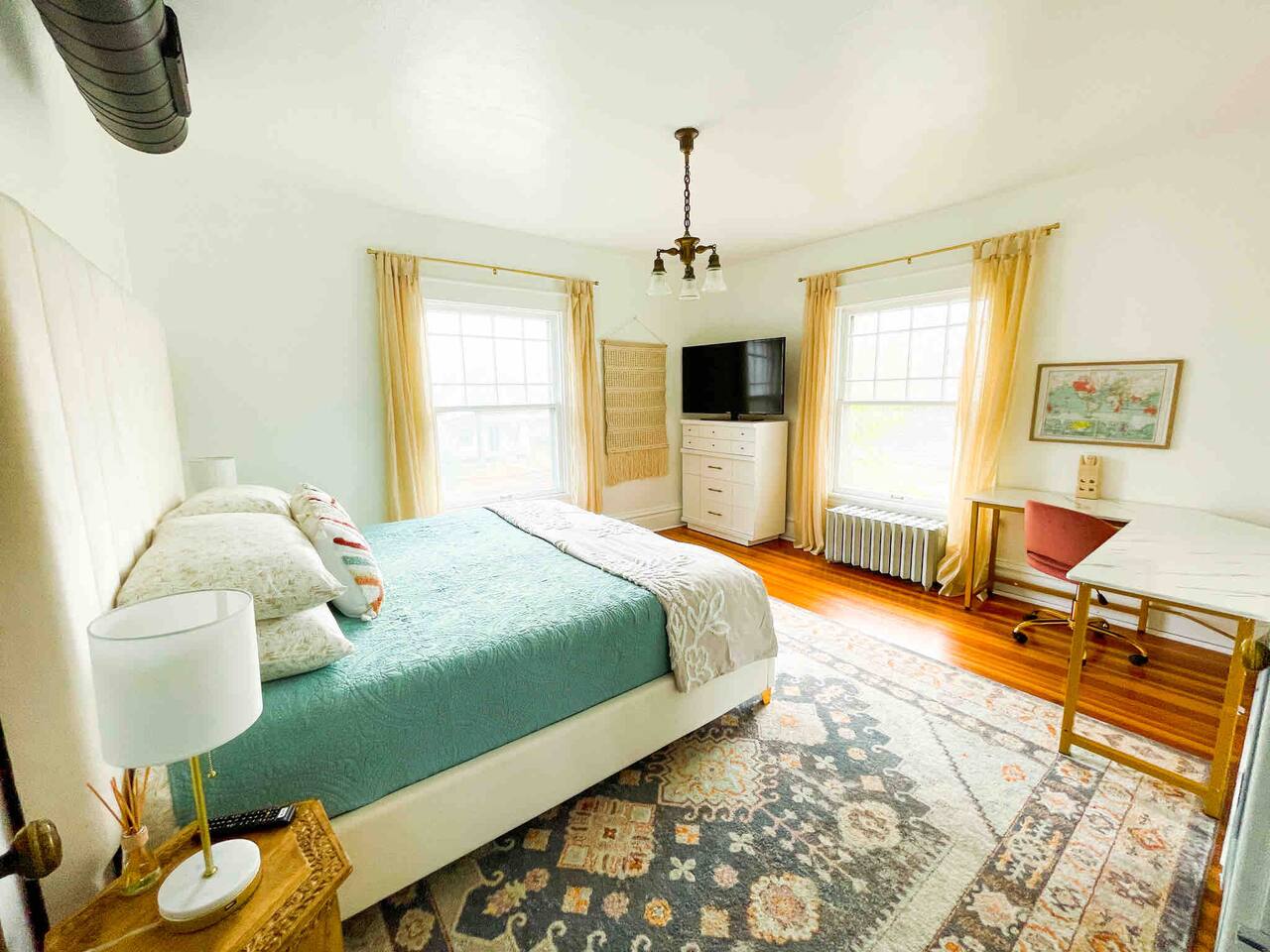 Boutique B&B | Flor De Leon Historic Home