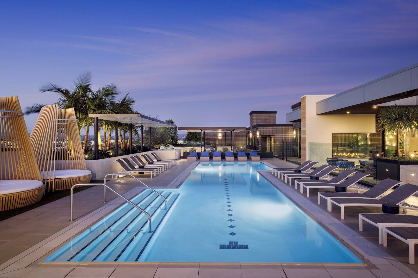 New 2-Bed Apartment with Premium Amenities in OC!