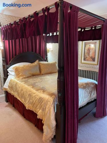 Hampshire Room - Hillcrest Bed and Breakfast