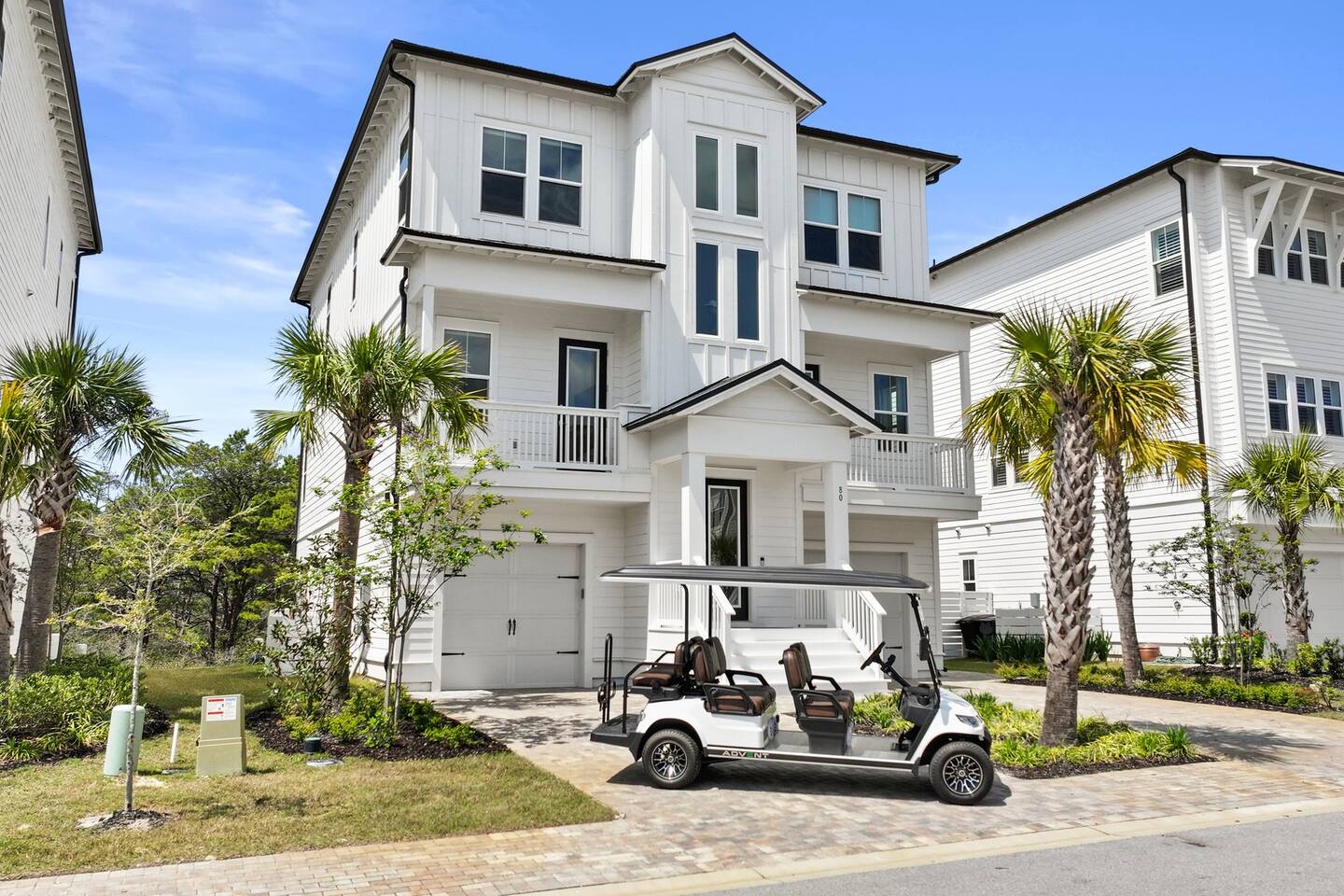 6BR/6BA w/Golf cart Close to Beach and Draper Lake