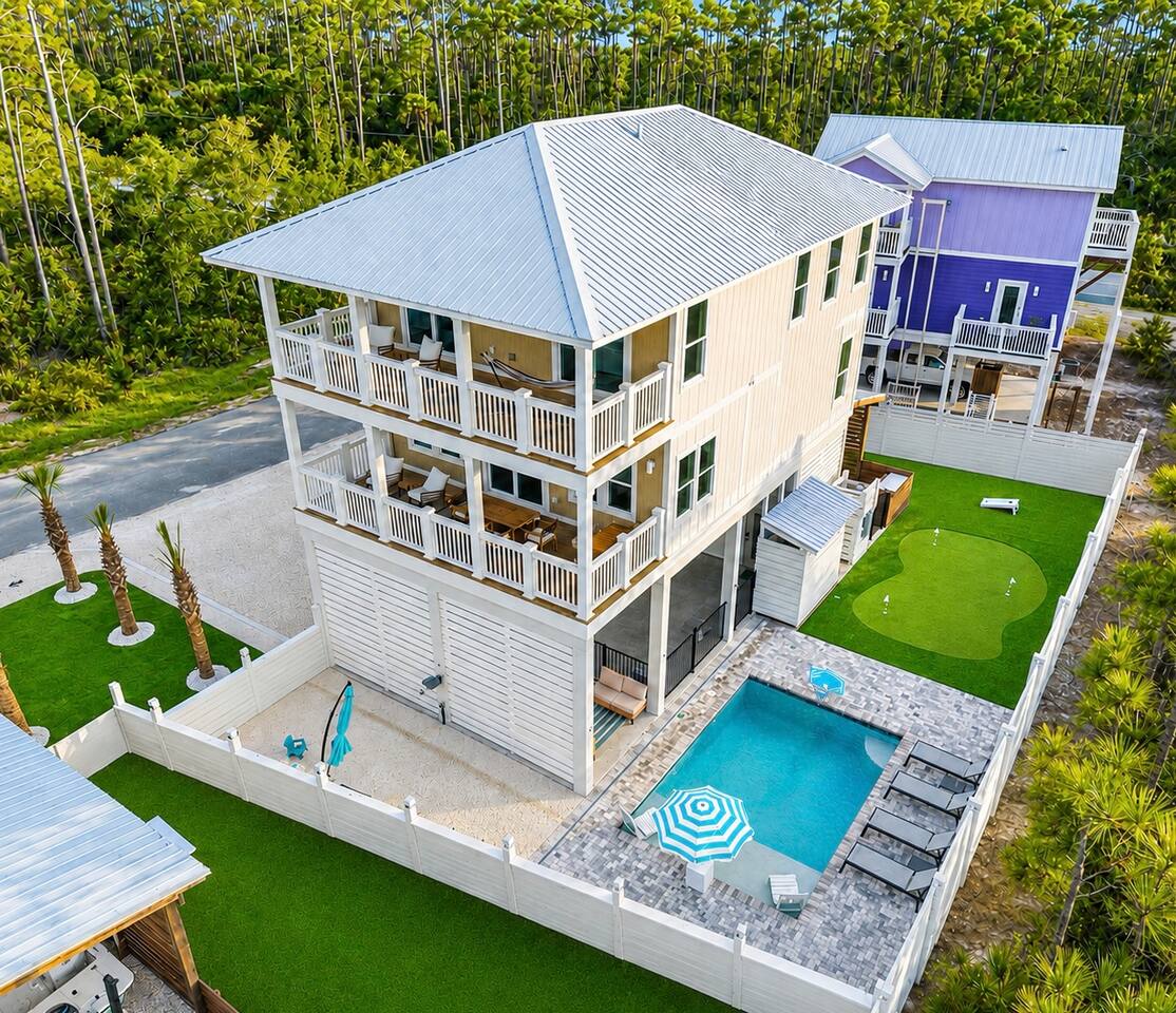 Pool, Putting Green, Giant Sand Pit, Walk 2 Beach
