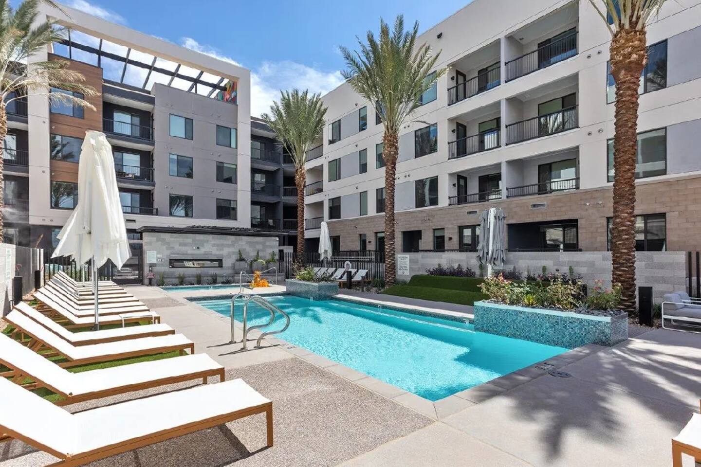 DT Tempe - Pool, Gym - 5 Min to Airport