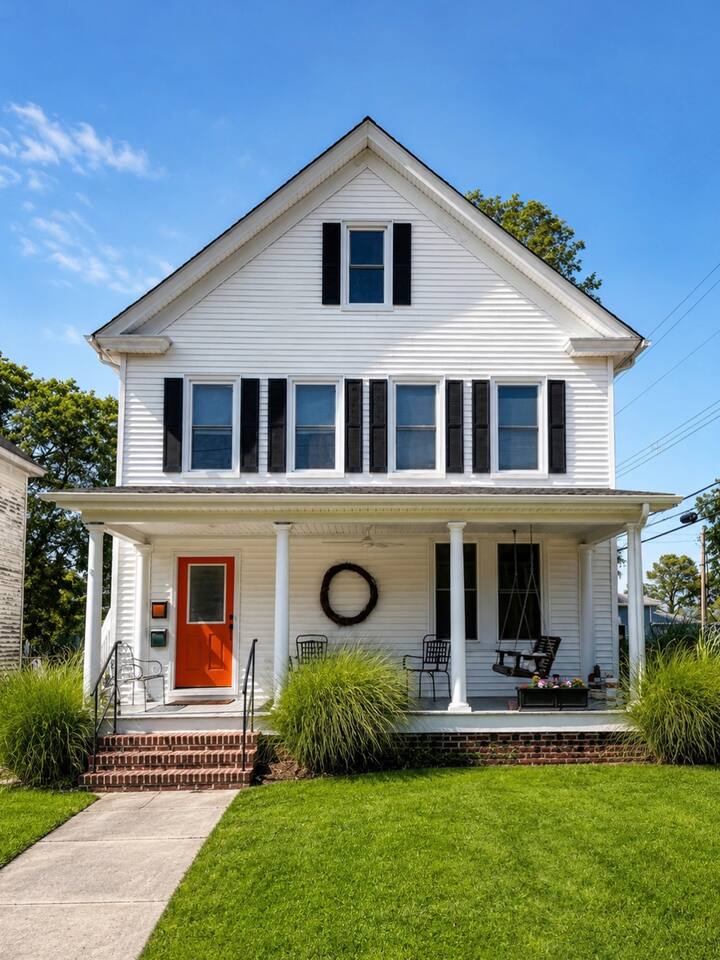 The Little Retreat Unit A - Walk to Shops & Beach
