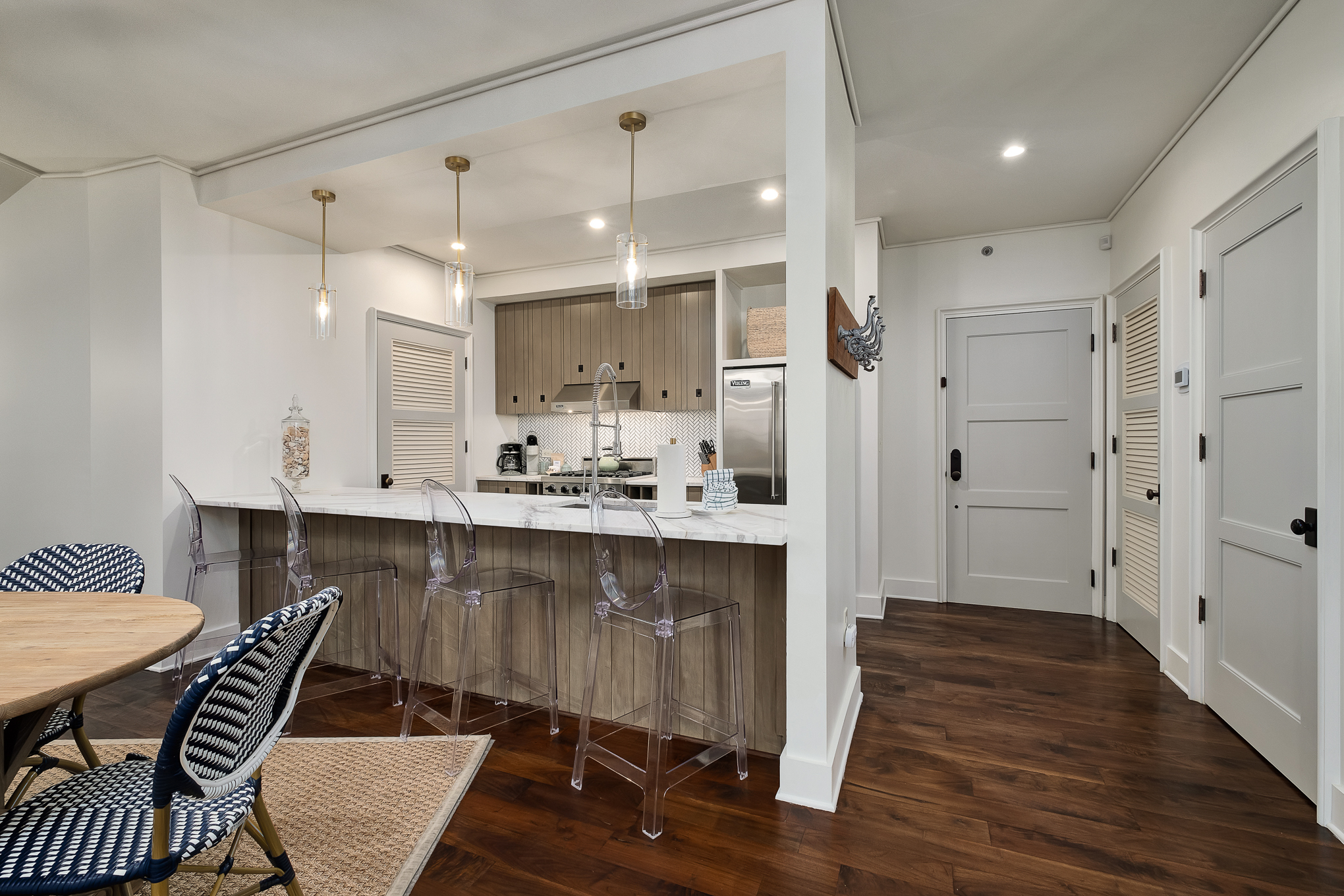 Bright open kitchen with stylish island seating and modern finishes