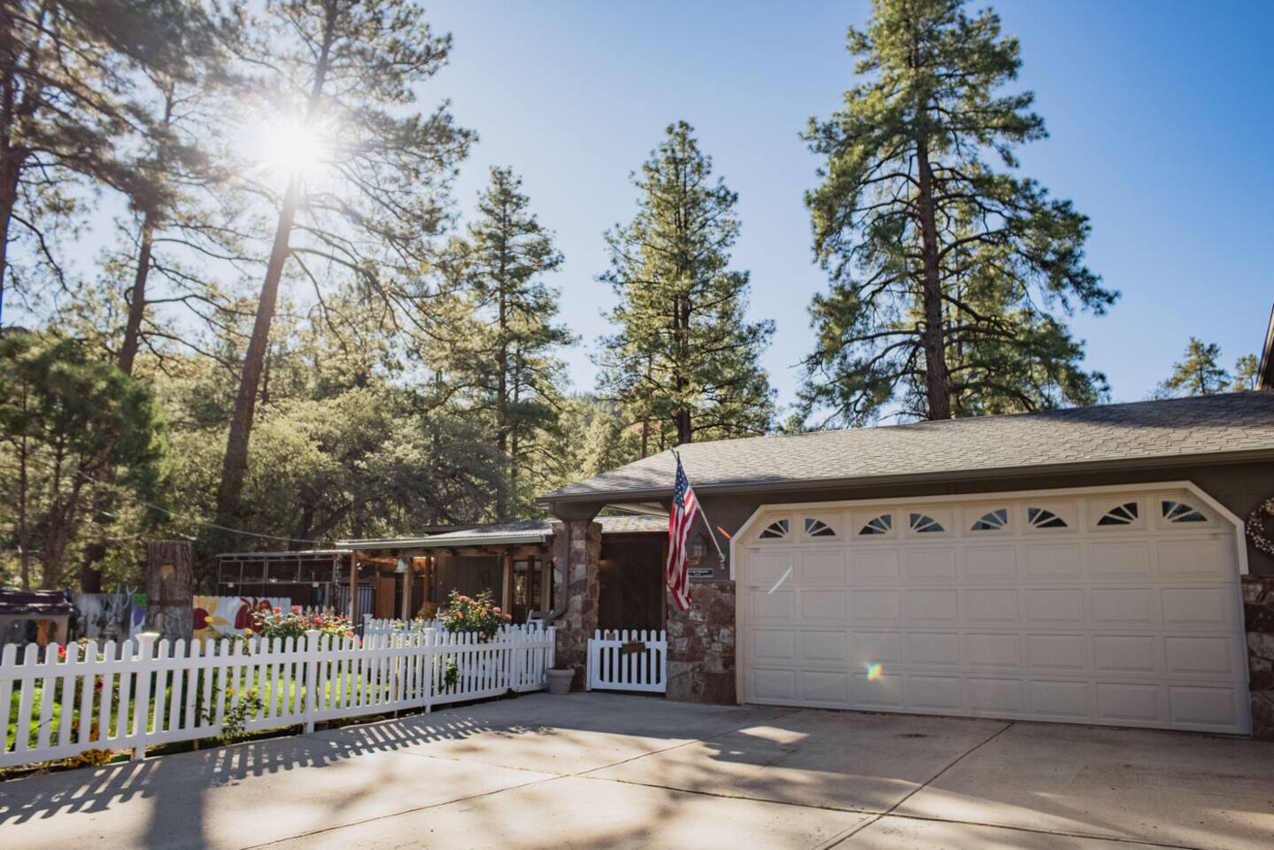 Forest Retreat - Oak Knoll Bungalow