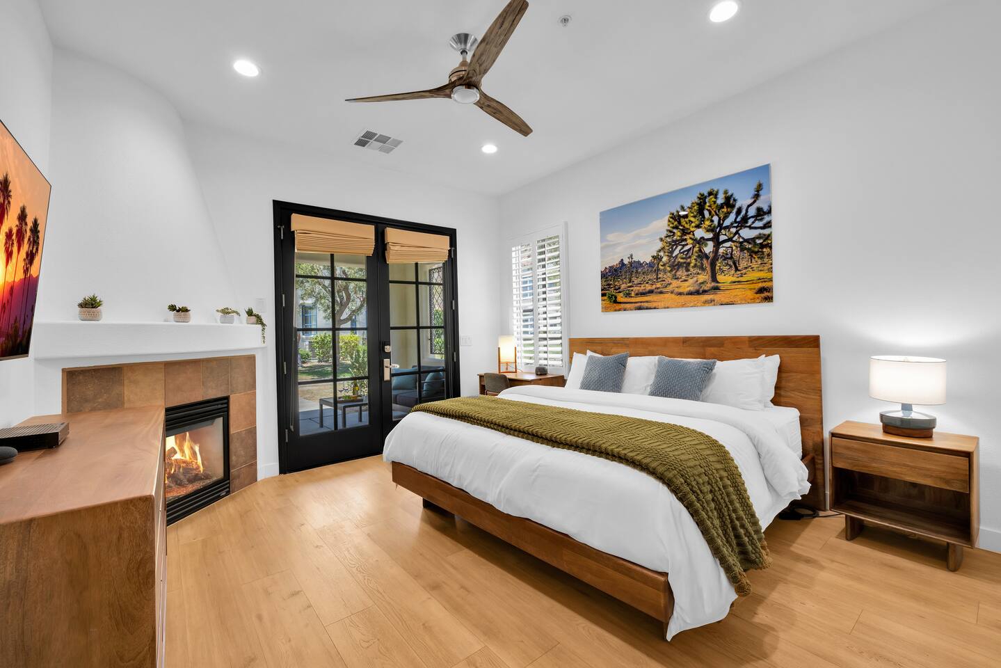 Fabulous King Studio Legacy Villa near Pool (B)
