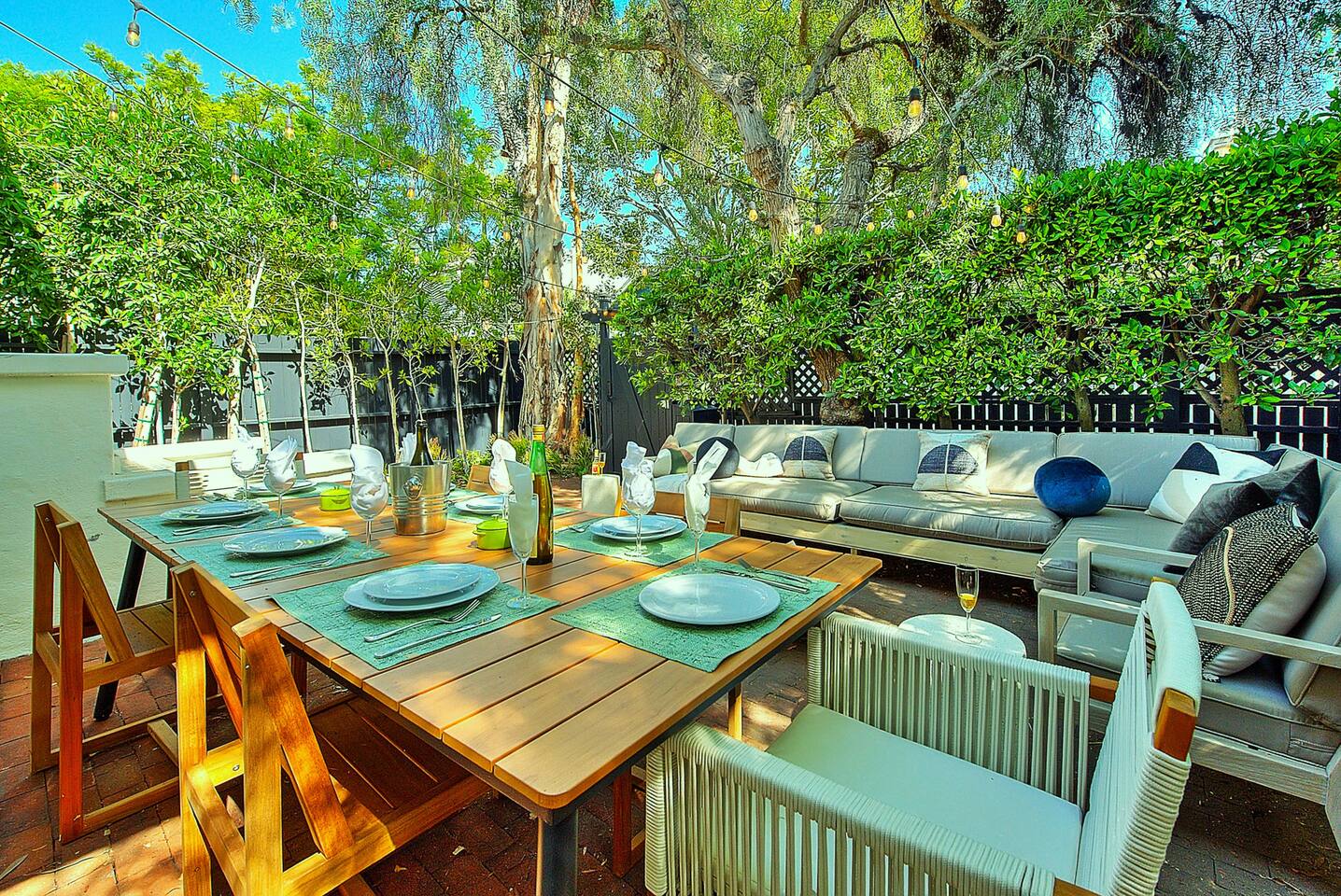 Heavenly Retreat 2 Minutes Walk To Beach!