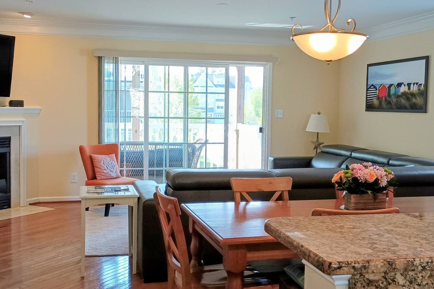 Spacious Rehoboth Beach 4BR TH w/Pool EAST OF RT 1
