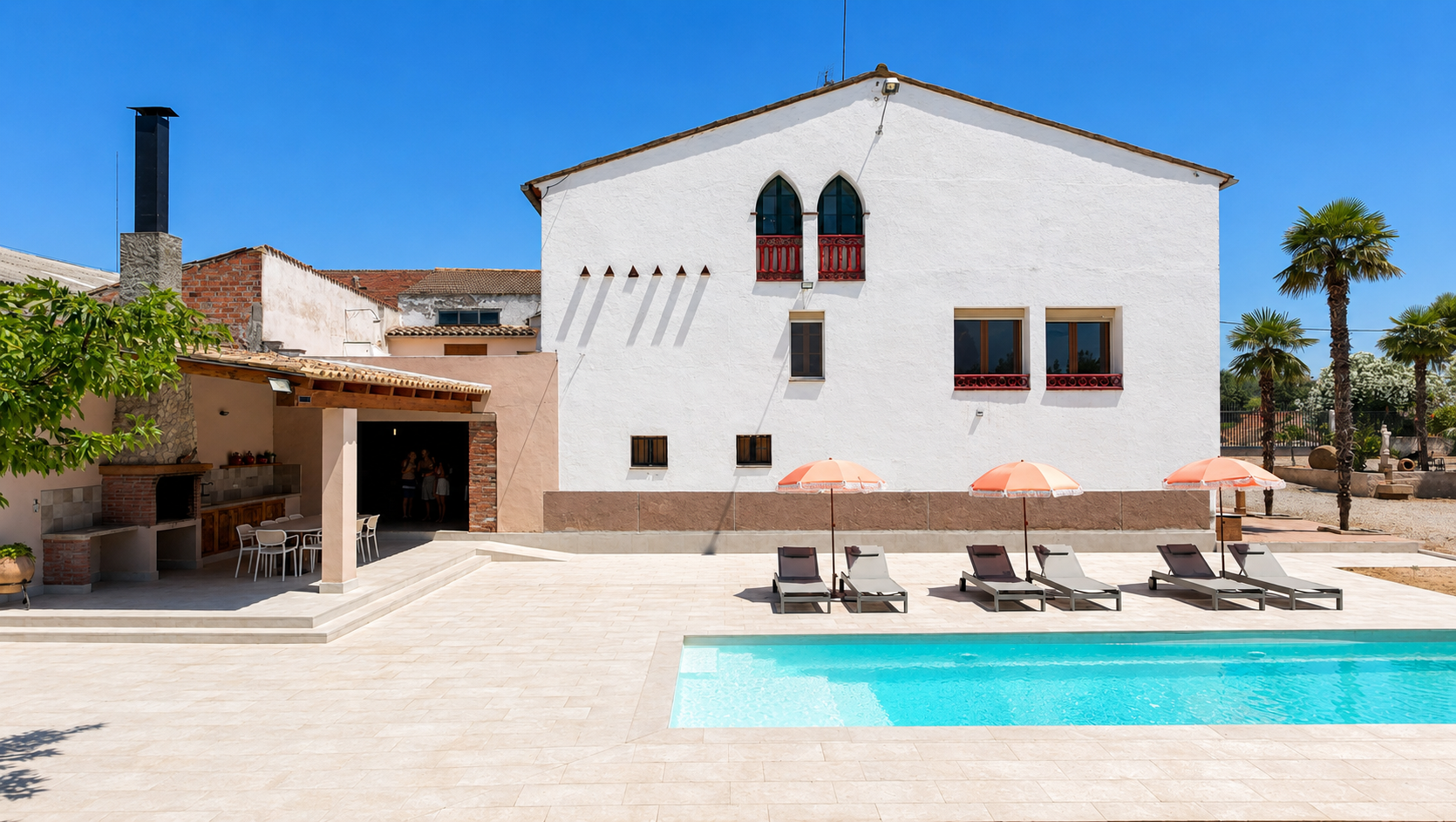 LA MASIA - A historic Catalan retreat made for time together