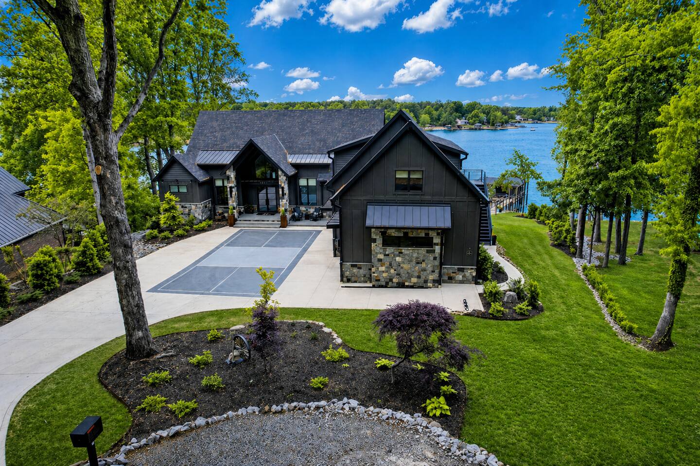 Stunning views, peaceful surroundings
