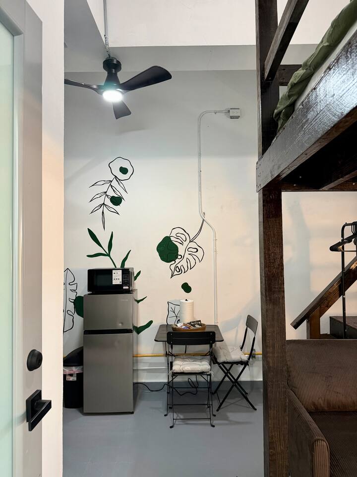 Urban Jungle Loft • Stylish Santurce Studio