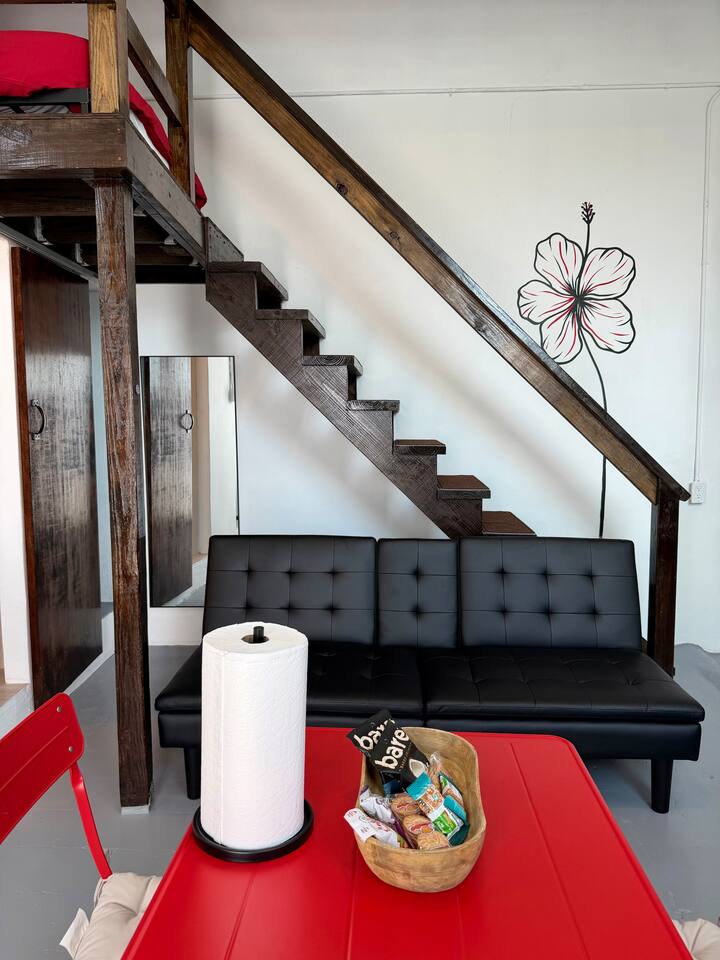 Flor de Maga Loft • Artistic Studio Near OSJ
