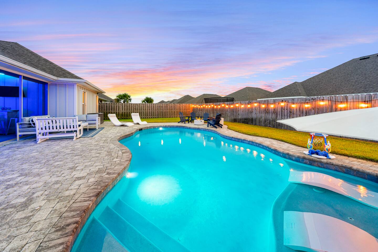 5BR|Salt Pool, Fire Pit, Game/Movie Rm* Sleeps 15