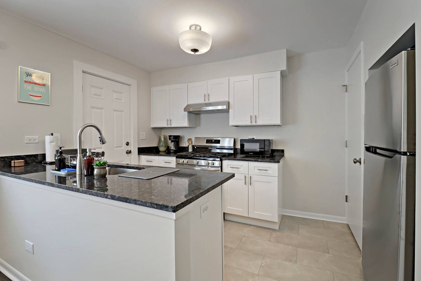 The Western Commons- 3 BR Newly Renovated #3
