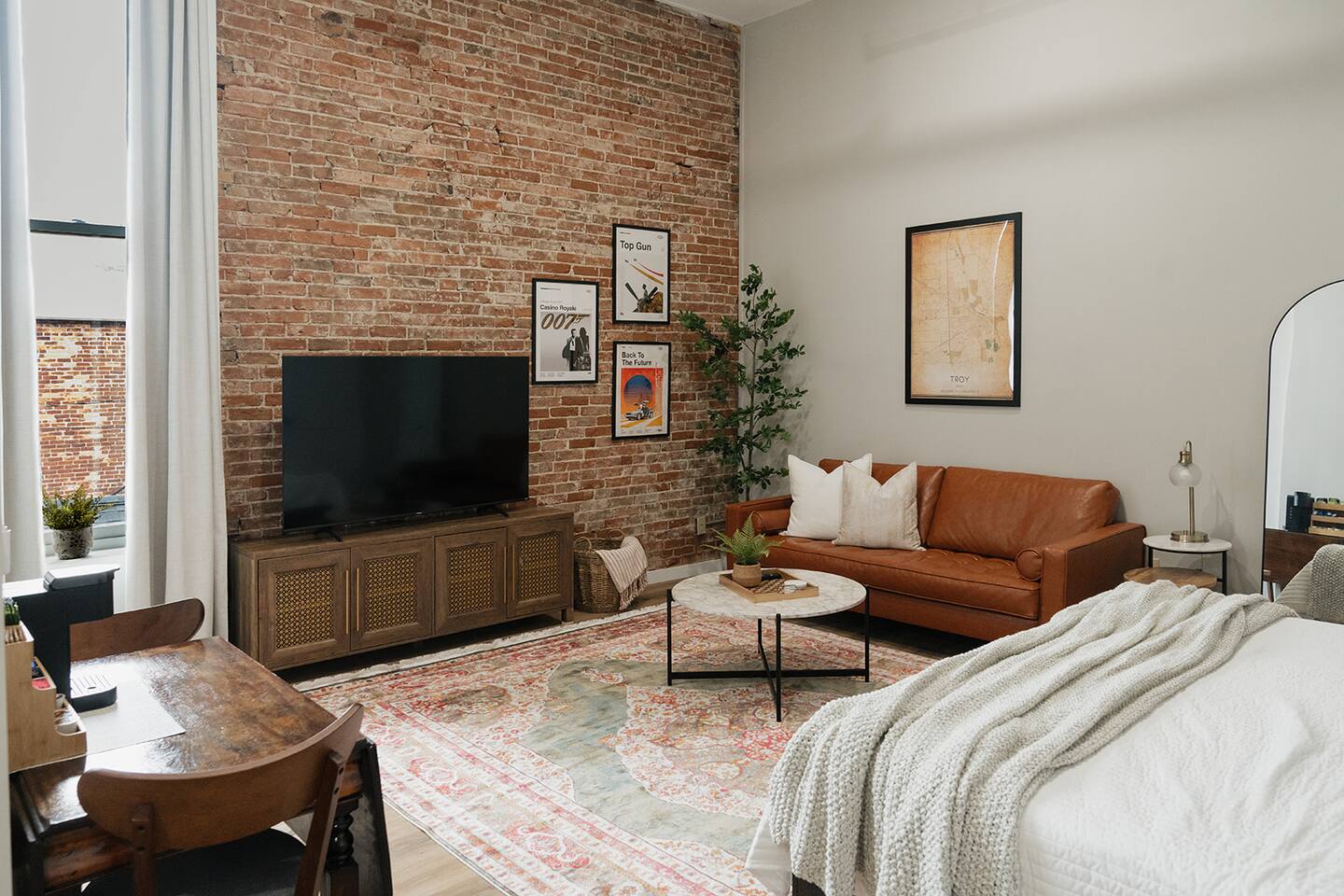 Downtown Troy Studio: On the Square!