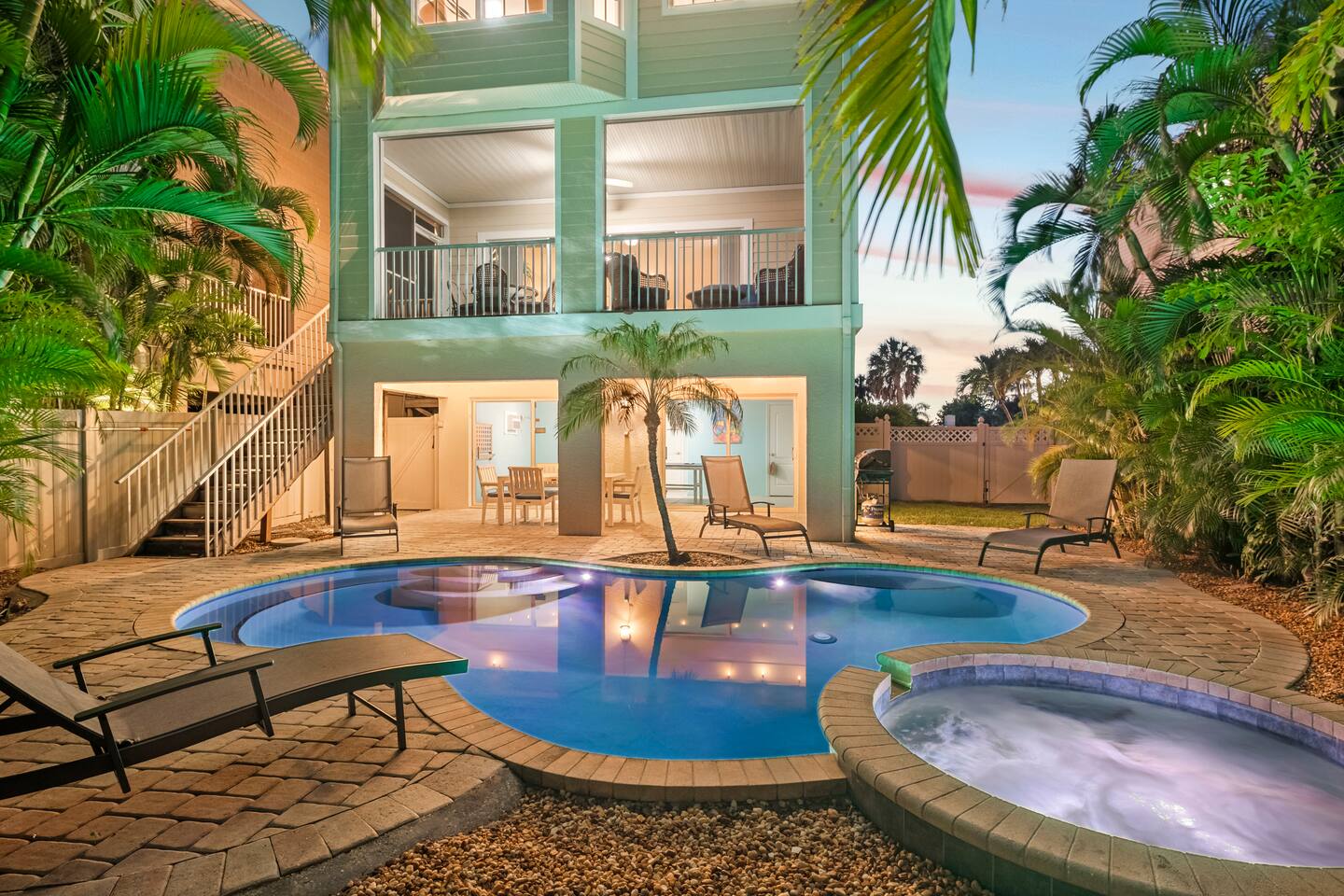 NEW! Steps to Beach, Hot Tub, Pool, Kid Friendly