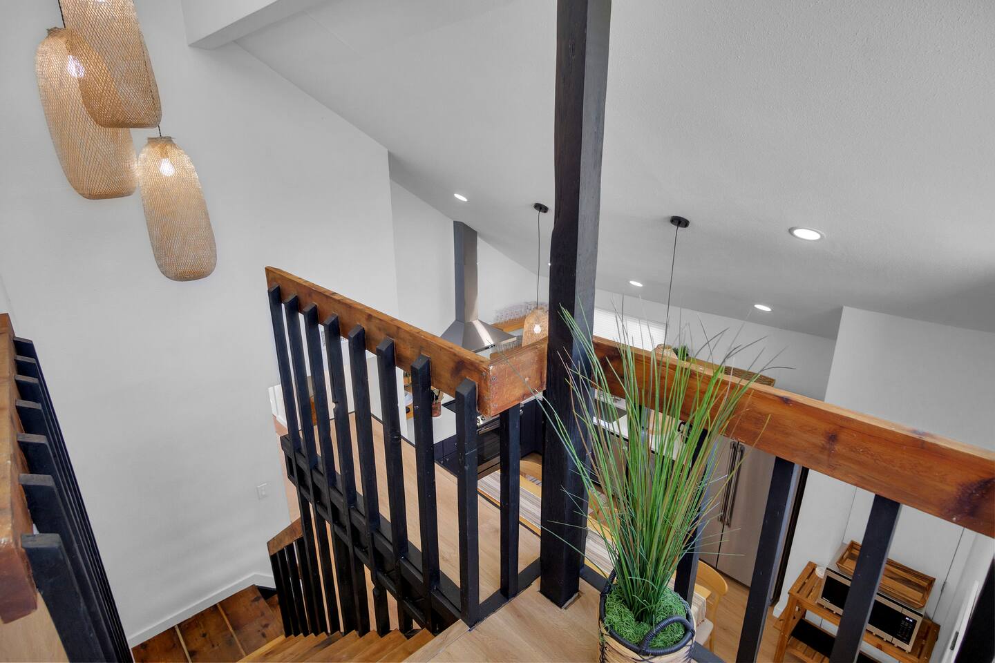 Upstairs loft area for peaceful retreat