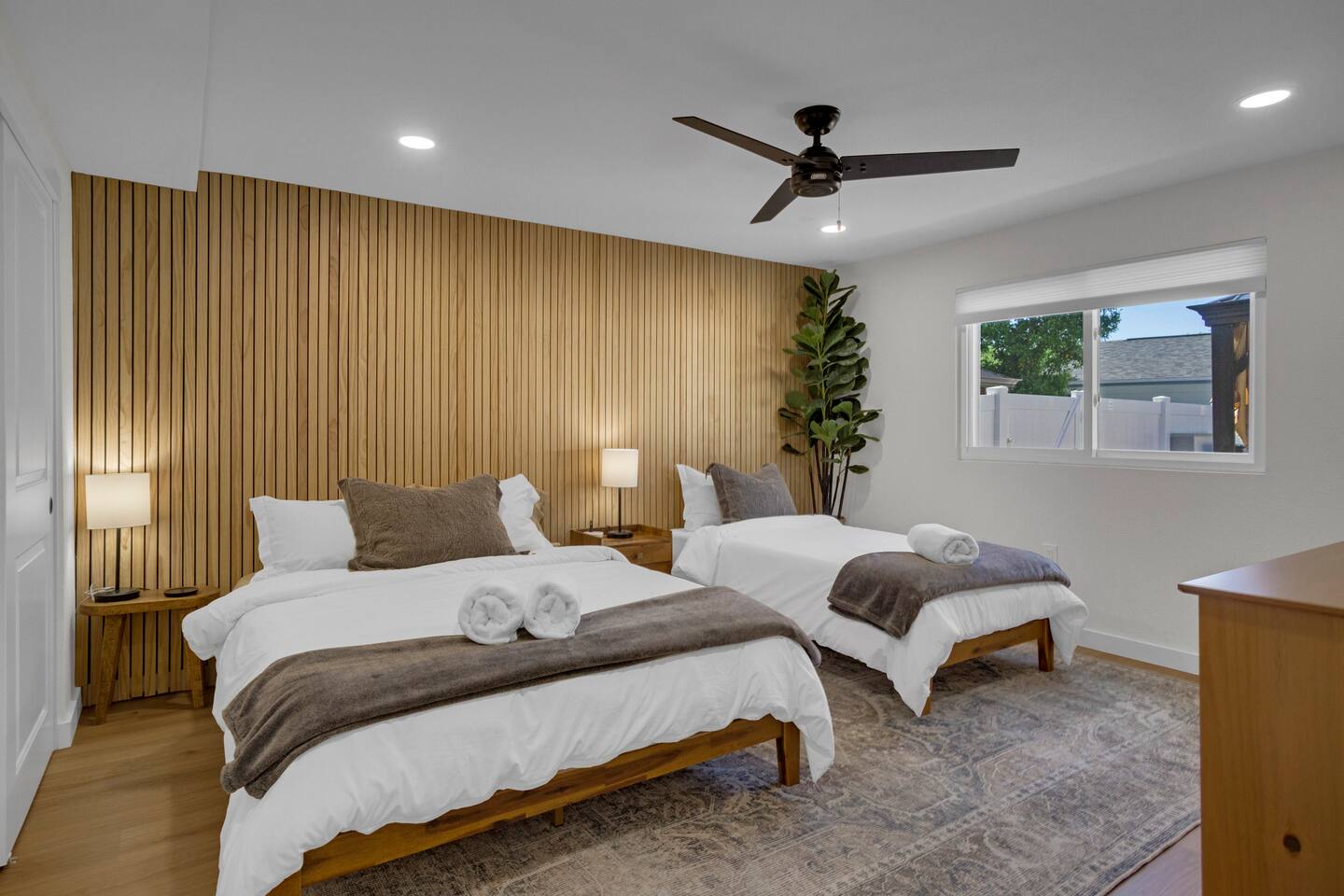Downstairs bedroom 1 with queen and one twin bed perfect for small families.