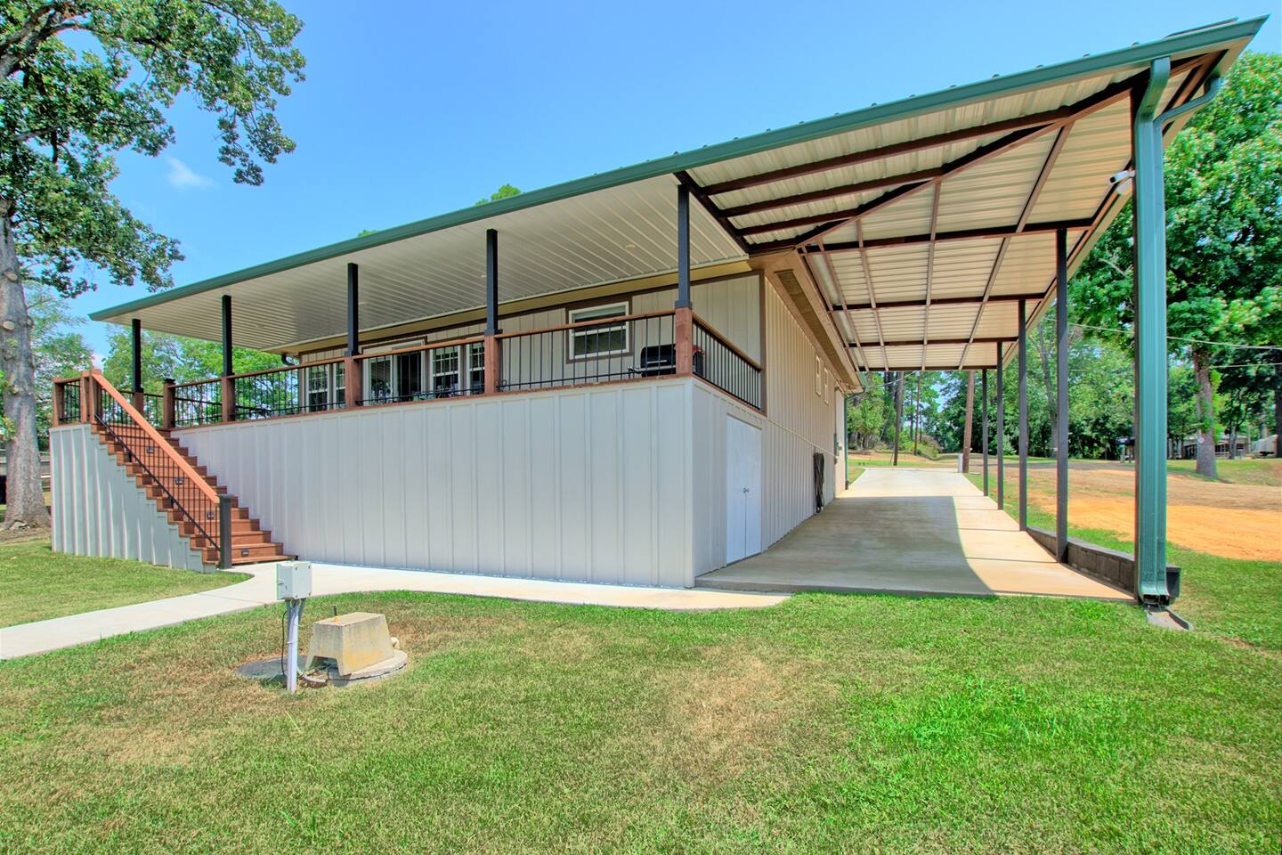 The Lake House photo 7