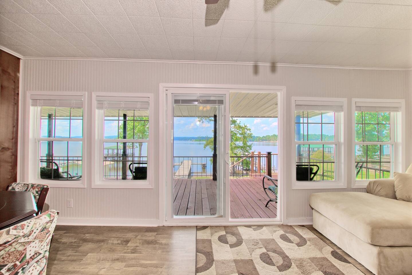 The Lake House photo 3