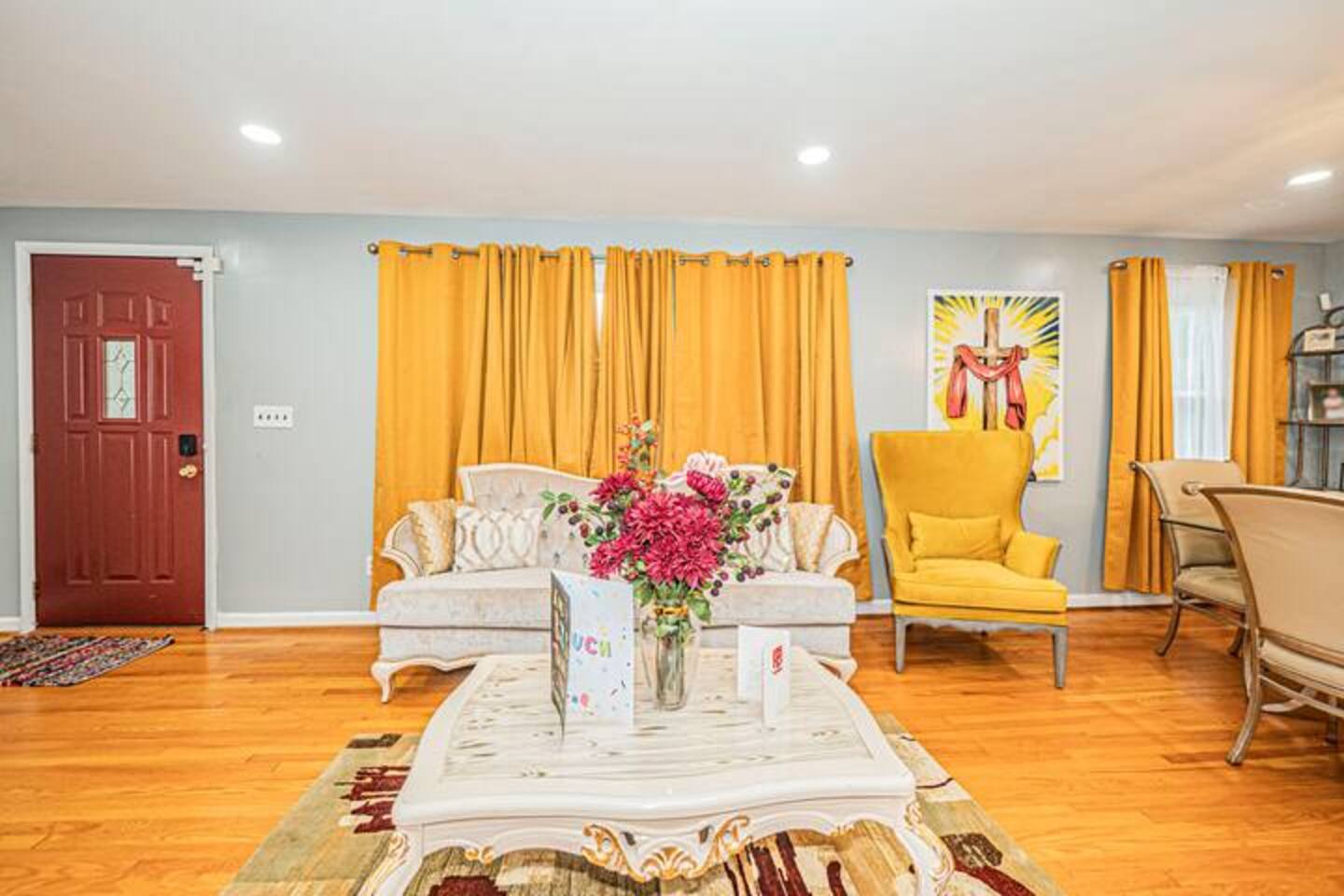 Queen Room w/ Free Parking Near MGM Washington DC!