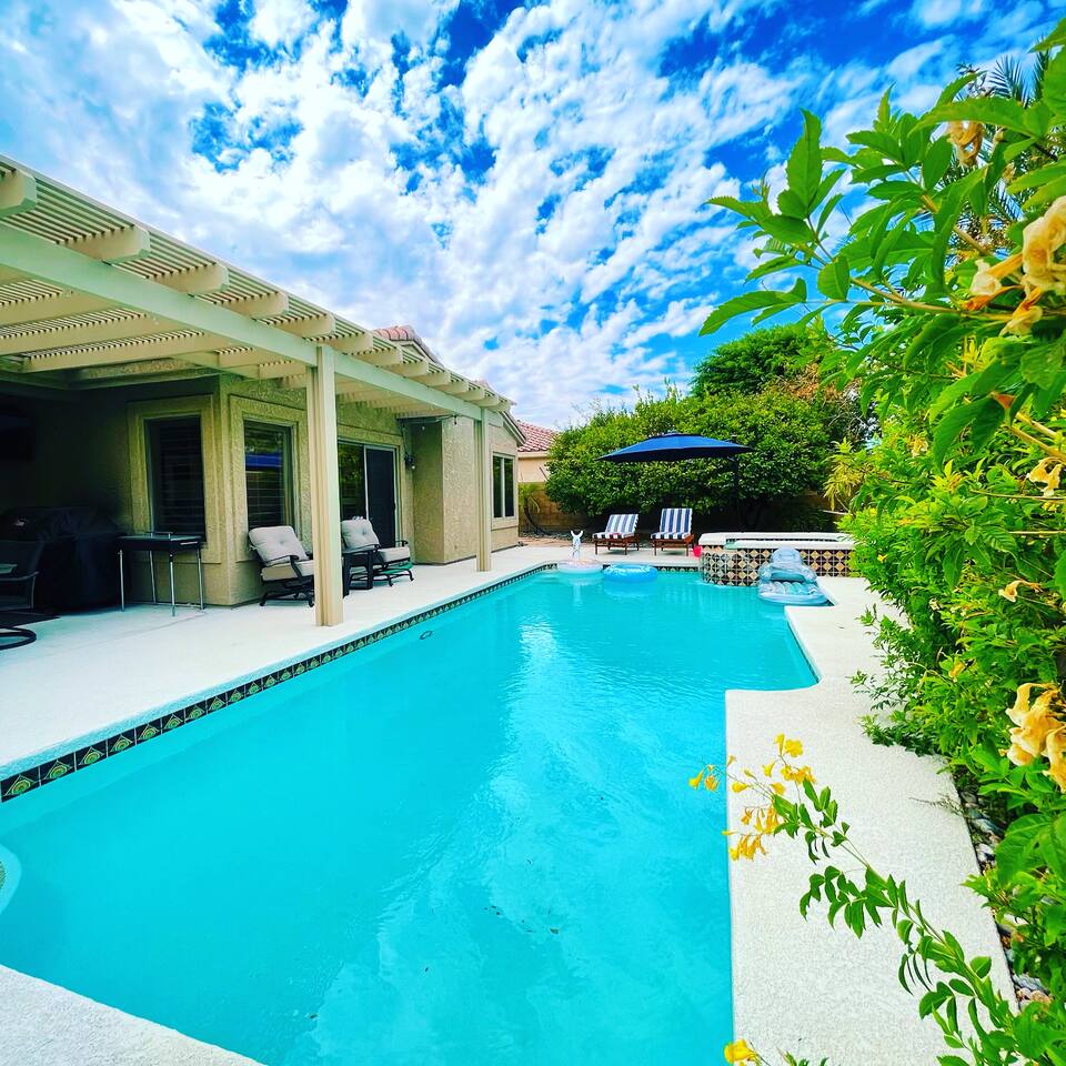 The Great Escape 3BR Saltwater POOL + SPA #211620