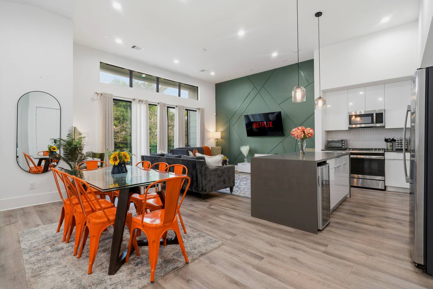 Sleeps 16 | Arcade + Laser Tag | Balcony + Grill