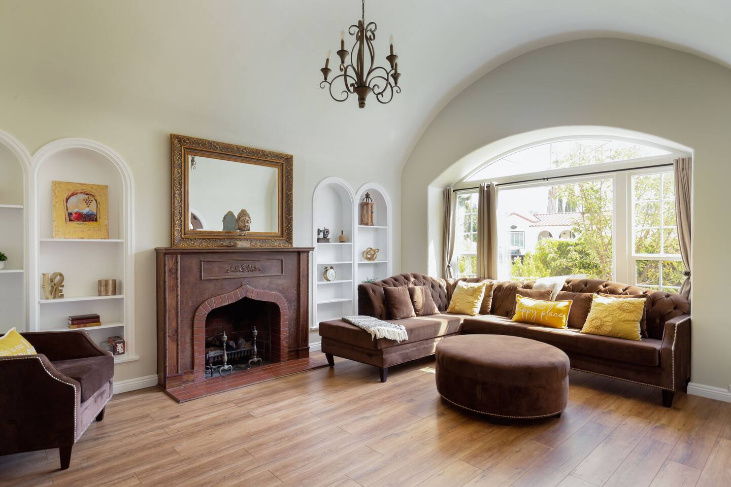 Tranquil Oasis! Affordable Comfort in Glendale