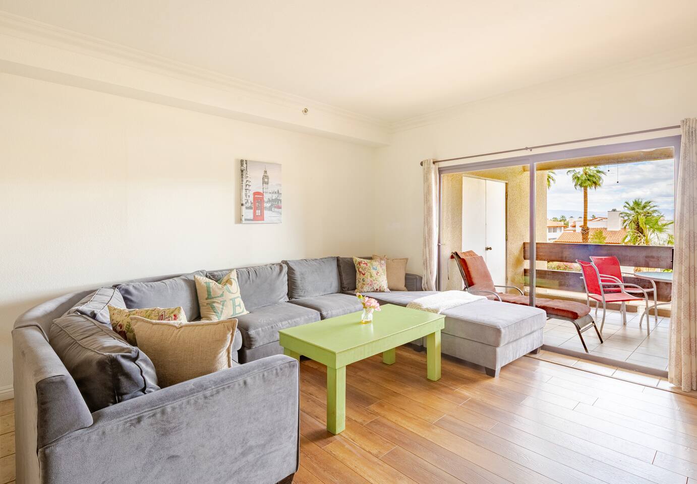 Walk to Downtown – Balcony Pool Views