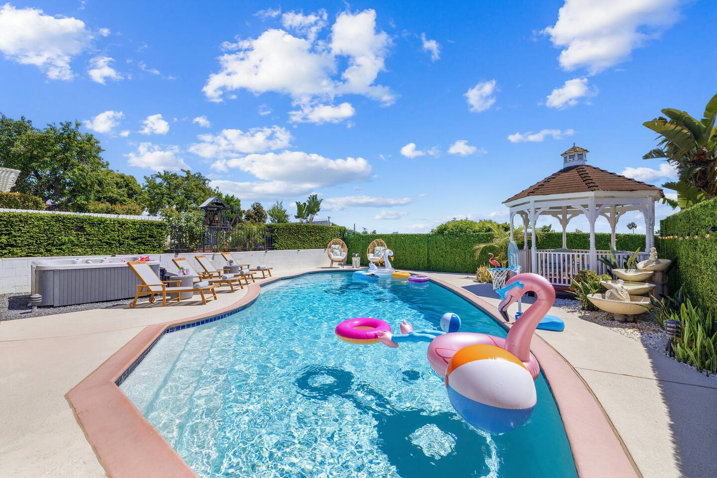 Ultimate Group Getaway | Pool, Spa, Views, Games!