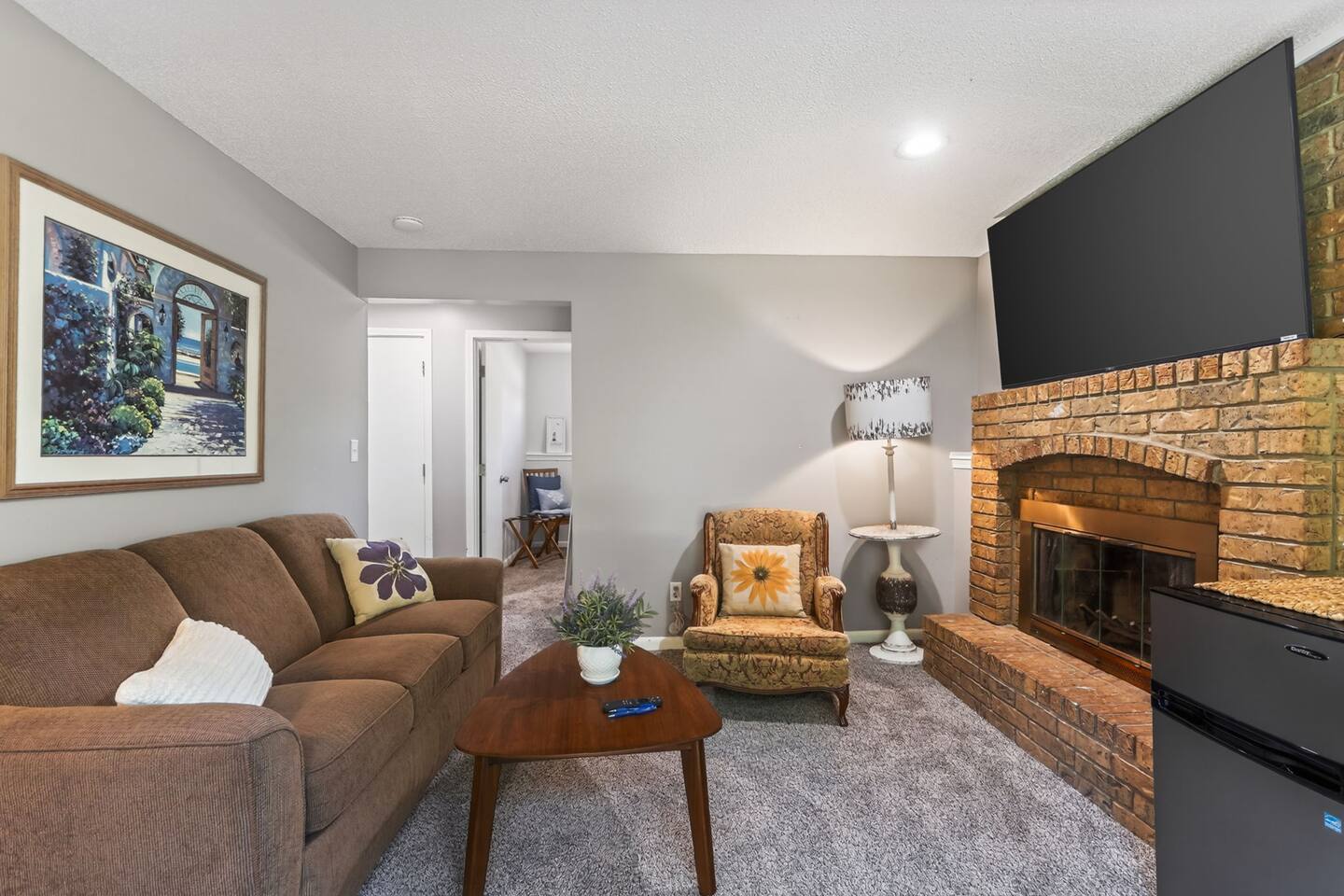 The Northland Nook-Bottom Level Sleeps 4