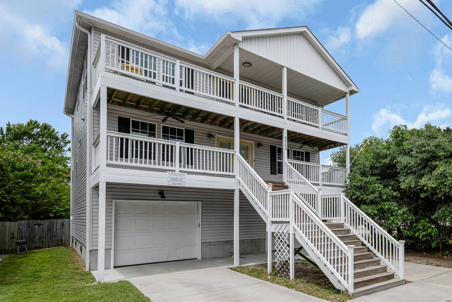 Bay Area Getaway • 4BR Home Near the Beach