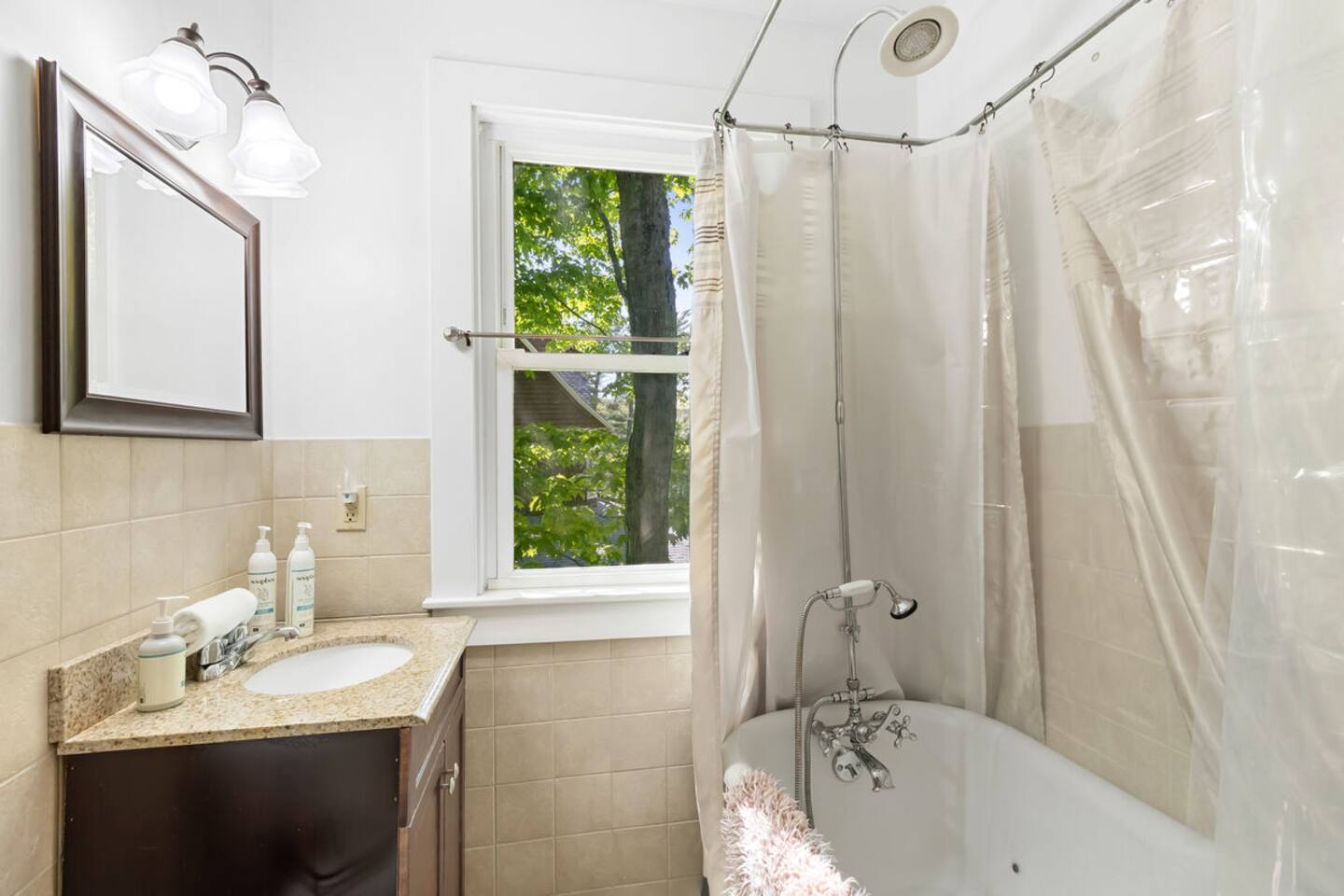 Property thumbnail 35