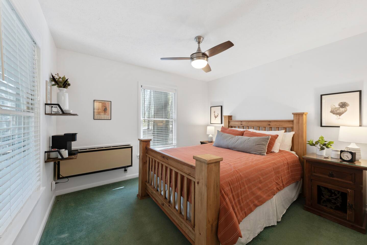 The Oak Room (Motel-Style Suite)
