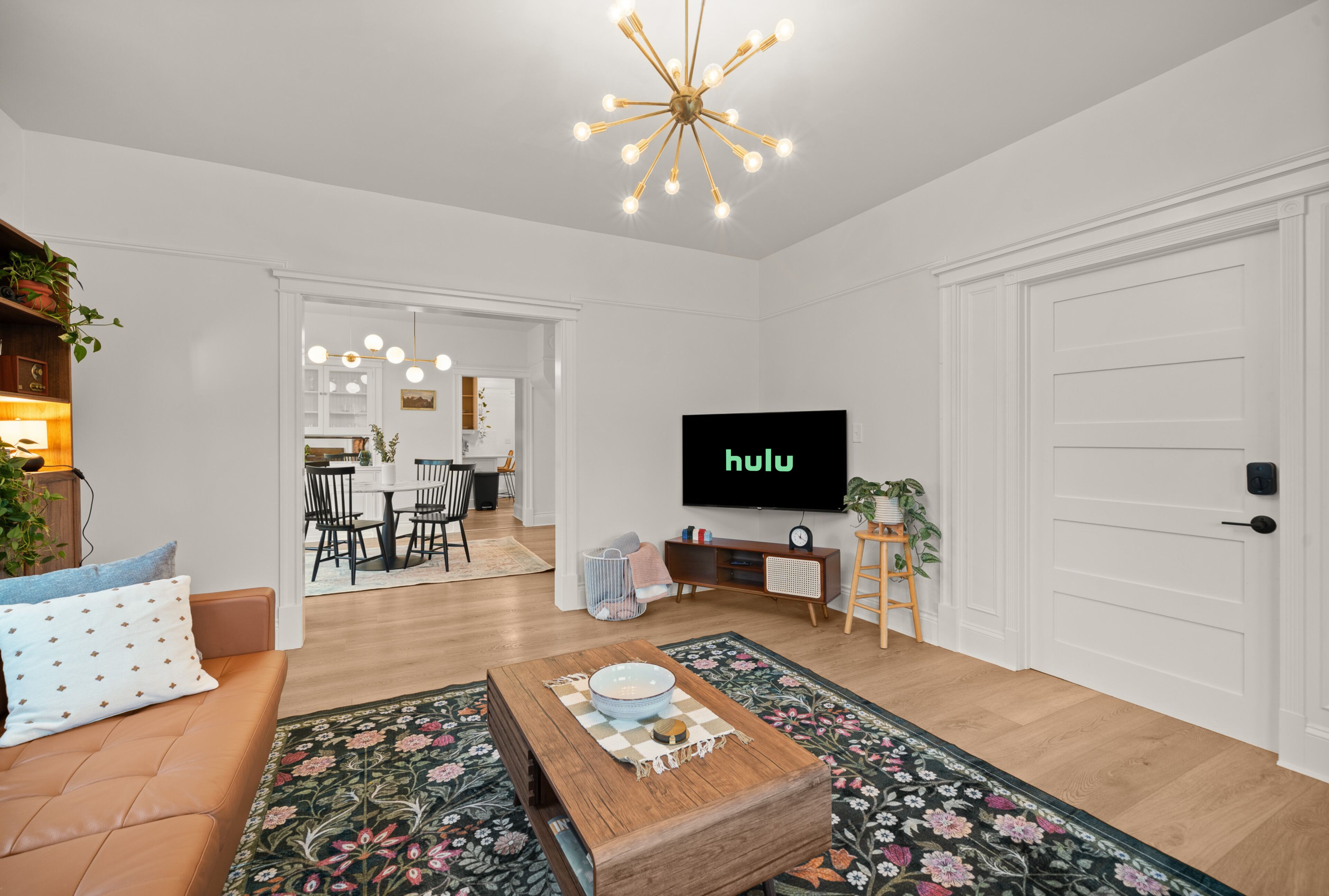 Cute, Cozy, and Curated South Hill Gem - 4 min to Manito Park