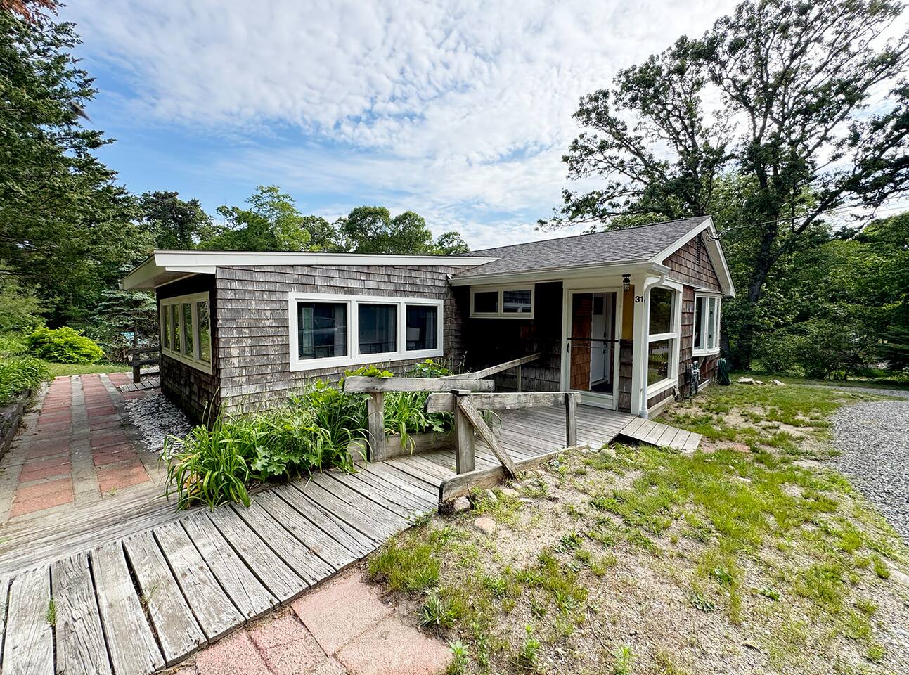 August Avail + 1 mi. to Skaket Beach + Game Room