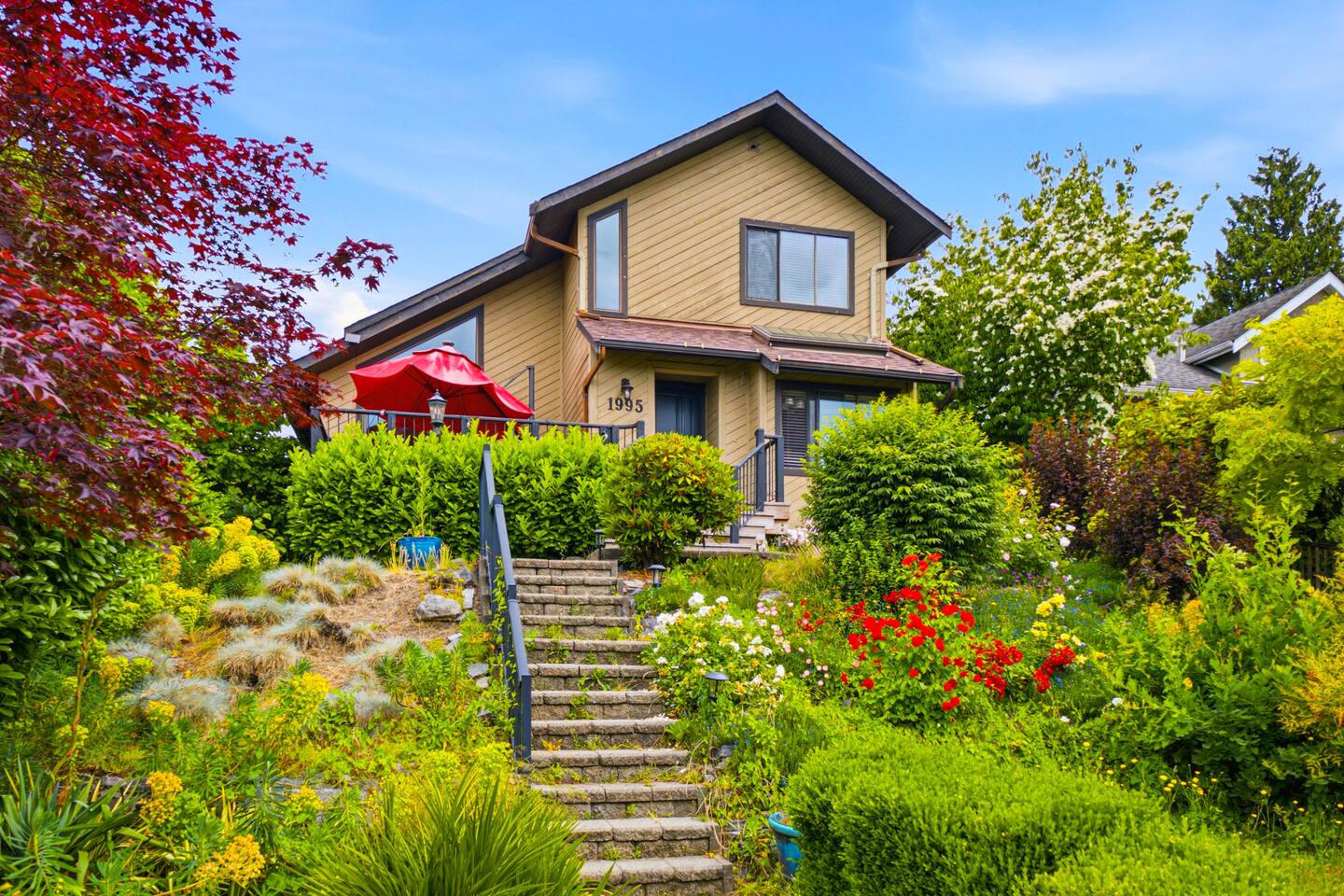 4-Bedroom Spacious Home Near Centennial Seawalk