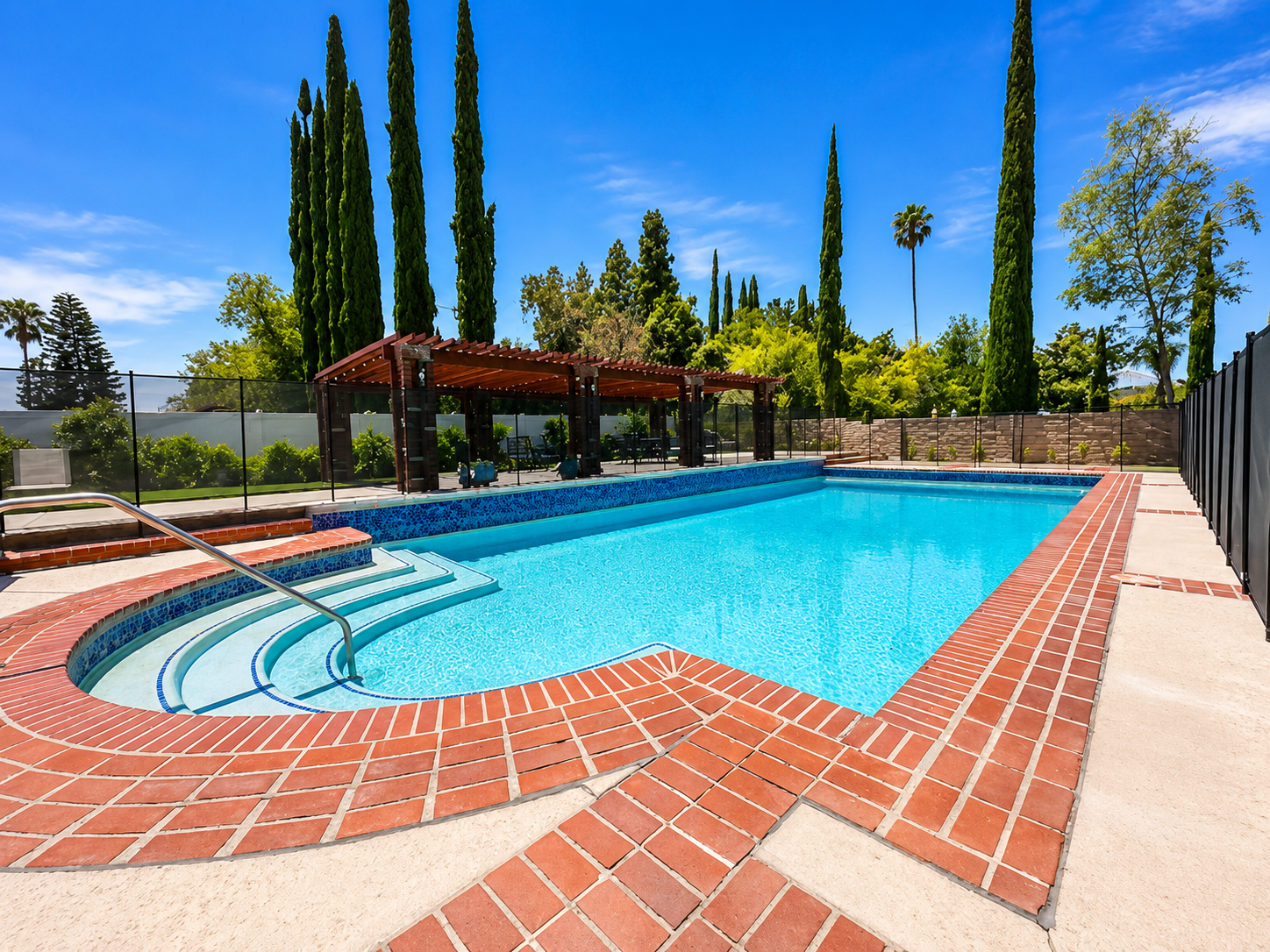 Spacious Home W/ Pool, Yard & Accessible Amenities