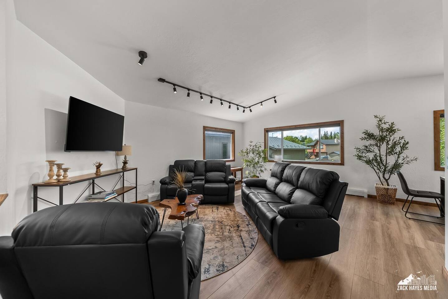 Entire updated 4 BR Home/ Sleeps 8