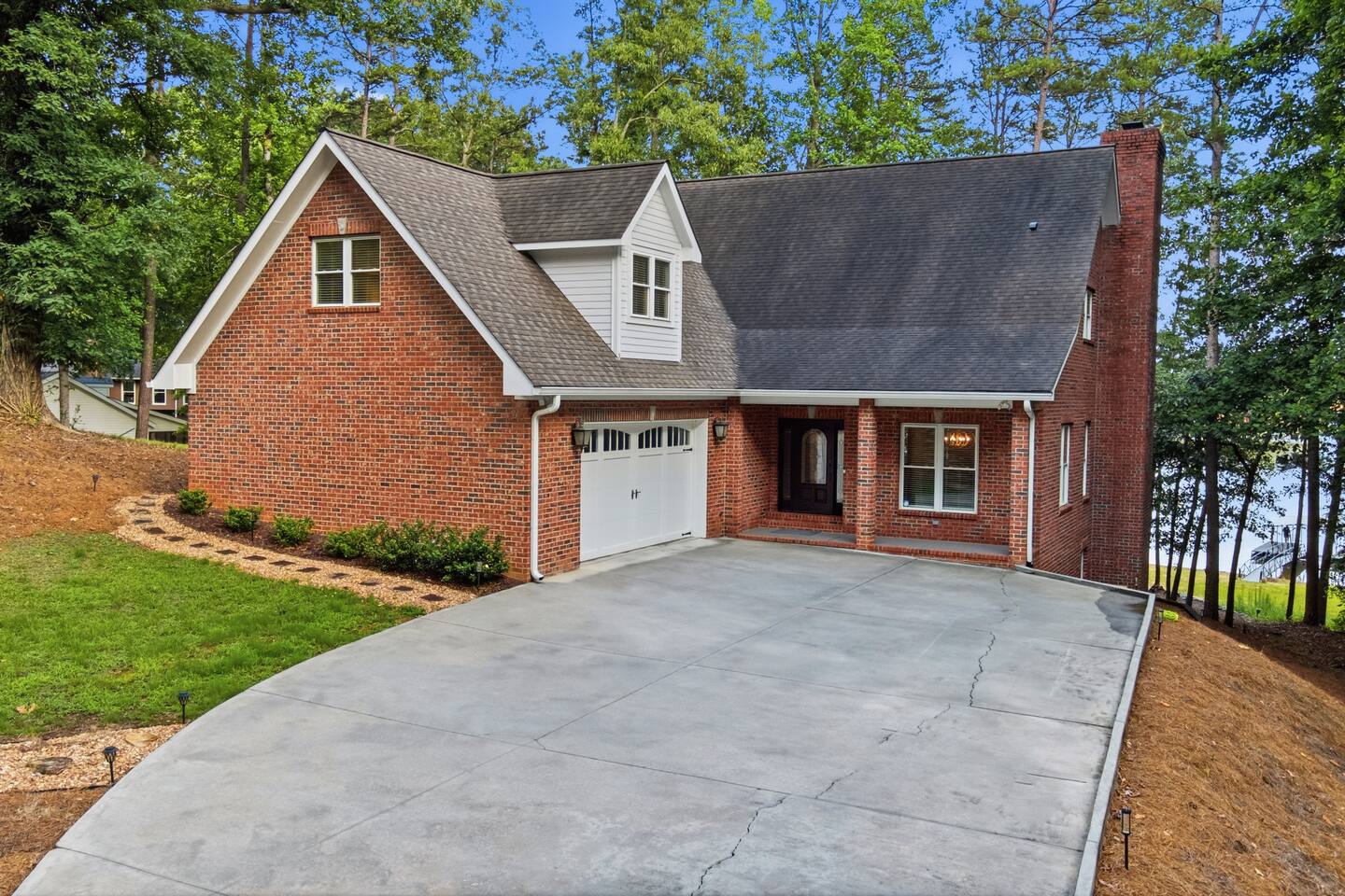 Lake Hartwell 7BR | Dock | Game Room | Sleeps 17