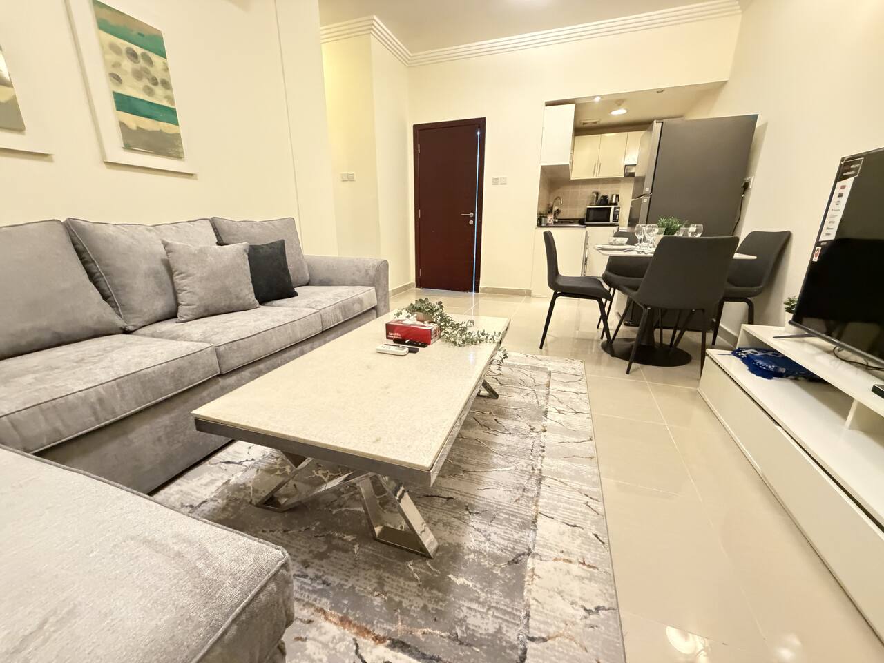 Downtown Stay - City Lifestyle FJV46O