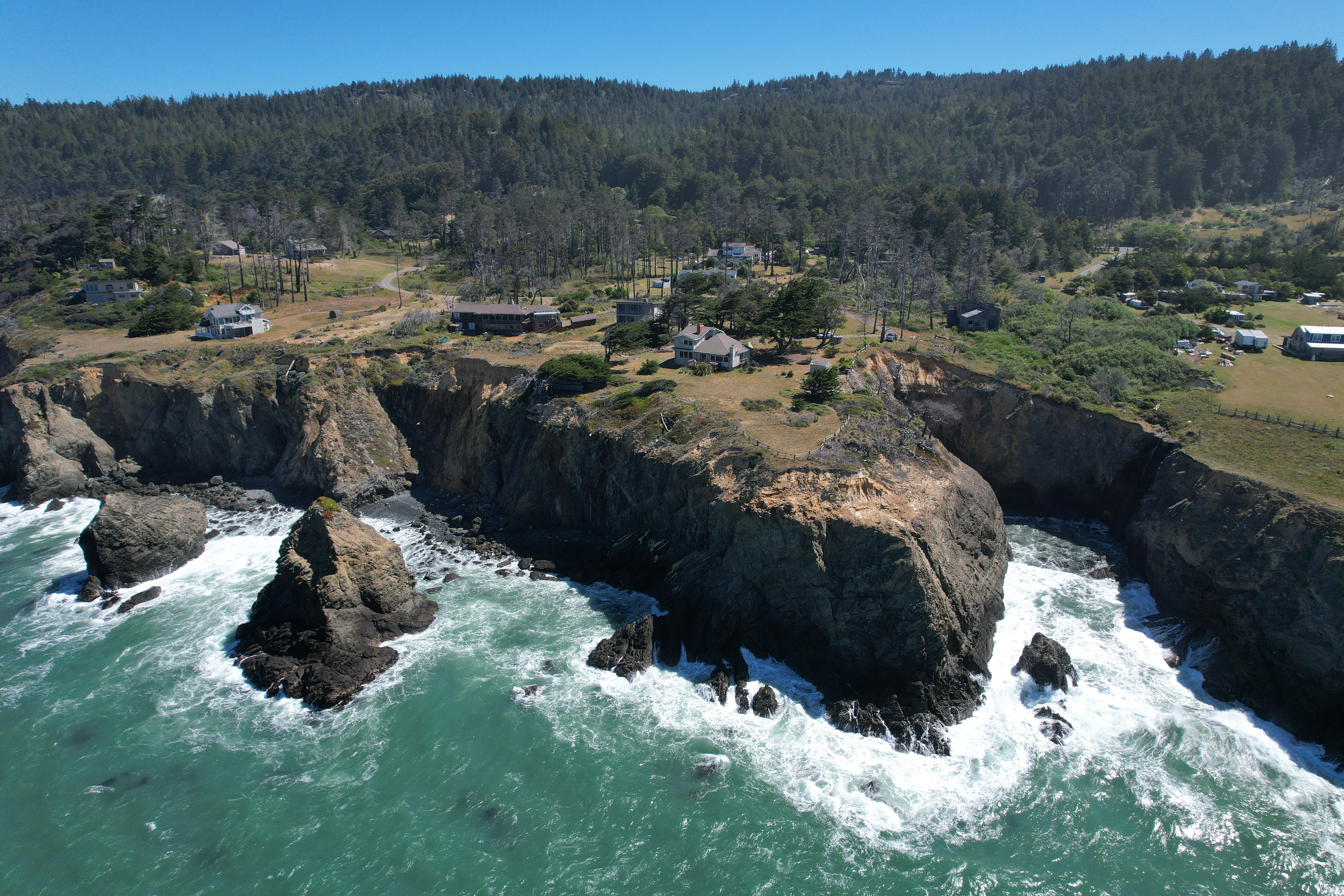 Dramatic cliffside retreat with sweeping ocean views
