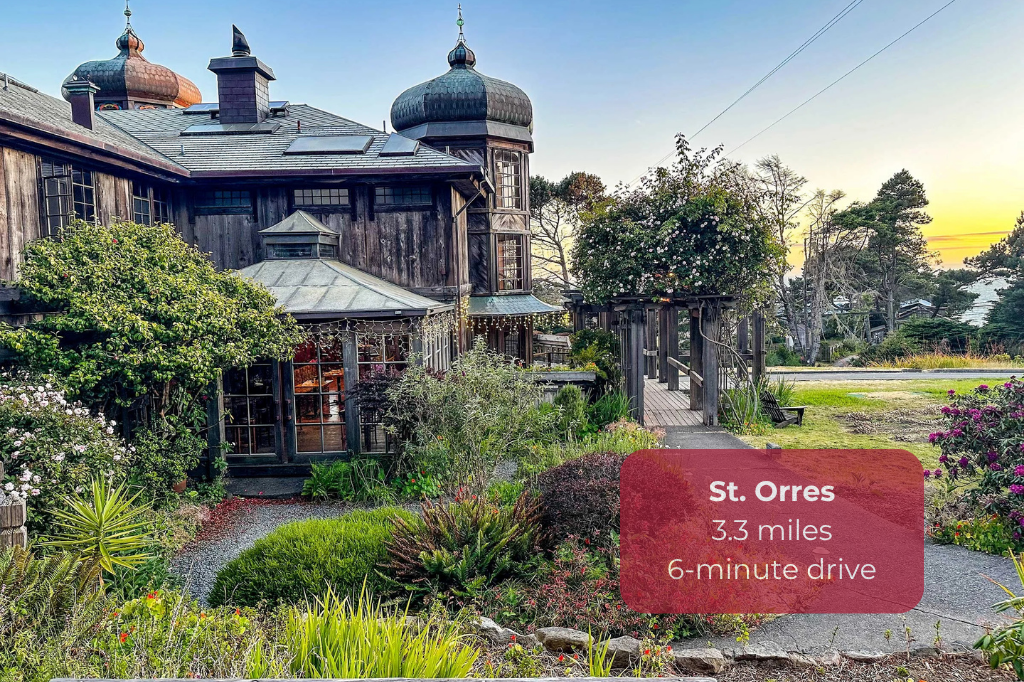 Charming rustic retreat with lush gardens, 6 minutes from St. Orres