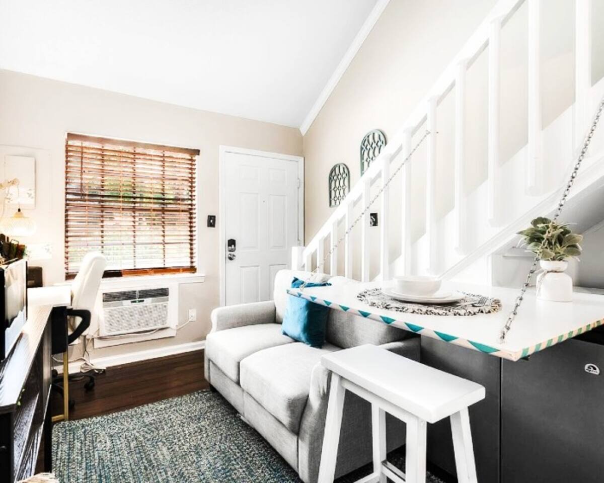 Tiny Space + Modern Finishes + Free Parking