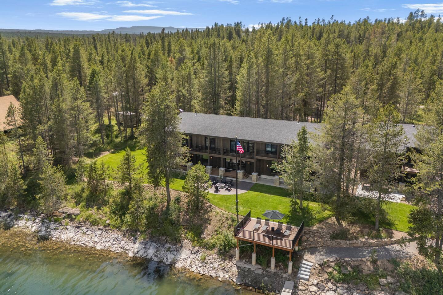 River Stone Retreat