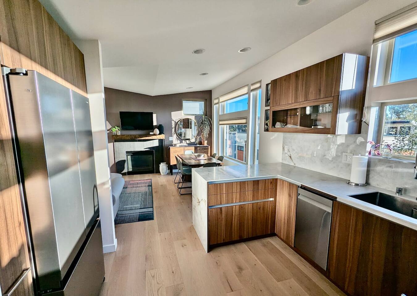 Modern Standalone Home | Cascade Views + Backyard
