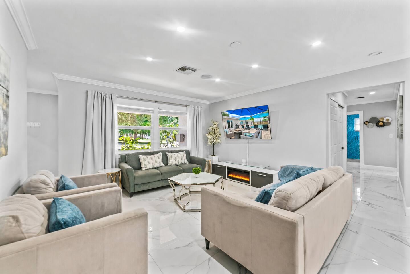 Whether you're catching up with friends, enjoying a movie night, or simply relaxing, our comfortable living room offers the perfect space to unwind.