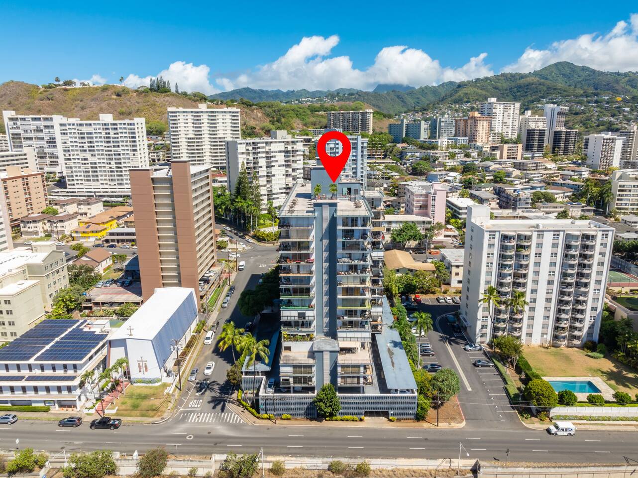 Comfort meets convenience in this prime location-just minutes from beaches, parks, and local dining!