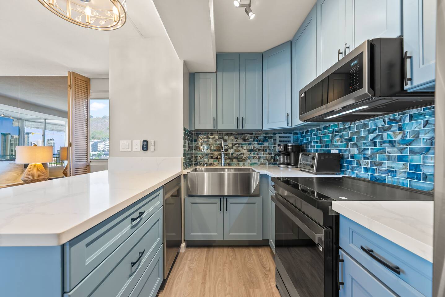From rice cookers to wine glasses, our kitchen has everything you need.